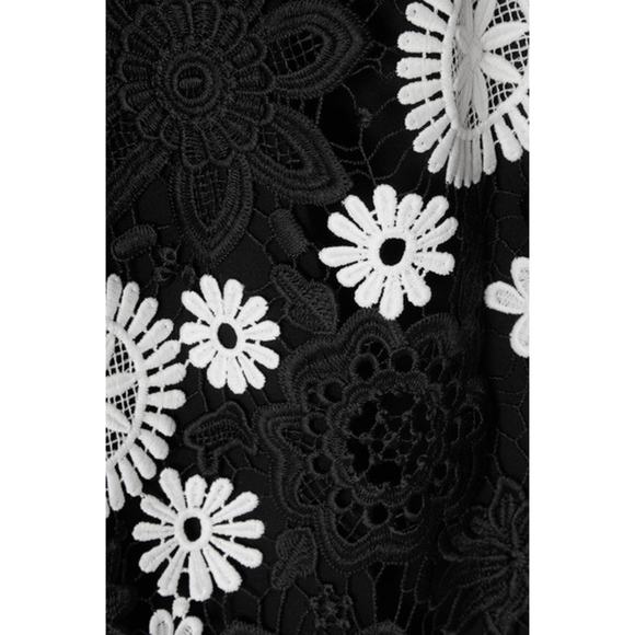 HOST PICK -Naeem Khan Guipure Lace Off-the-Shoulder Top Dress - Picture 5 of 8